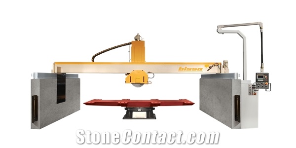 Comandulli CB 350: medium-sized electronic bridge sawing machine for cutting stone material