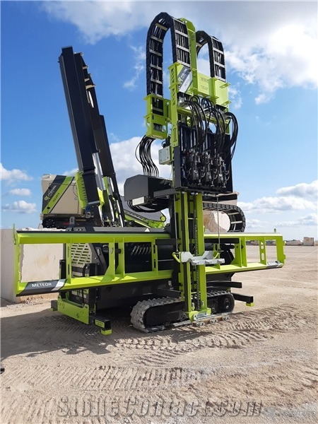 Hydraulic Tracked Drilling Machine - Meteor