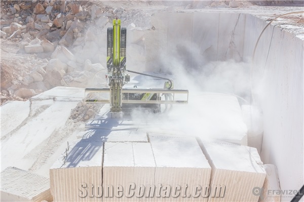 Tracked Pneumatic Drilling Machine (MPL) - CRATER