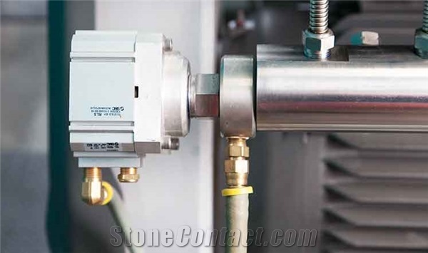 HyPlex Prime ultrahigh-pressure waterjet pumps