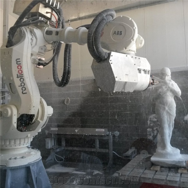 Scultorob axis robotic system for milling and turning operations