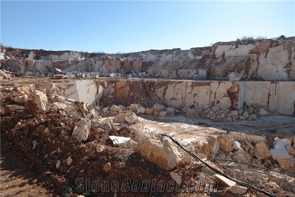 Sarika Beige Marble Quarry