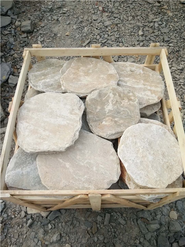 Outdoor Natural Round Slate Garden Stepping Stone