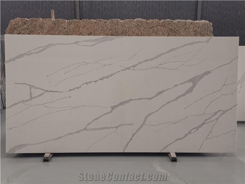 White Cascade Quartz Stone Slab Tiles Polished Solid Facades