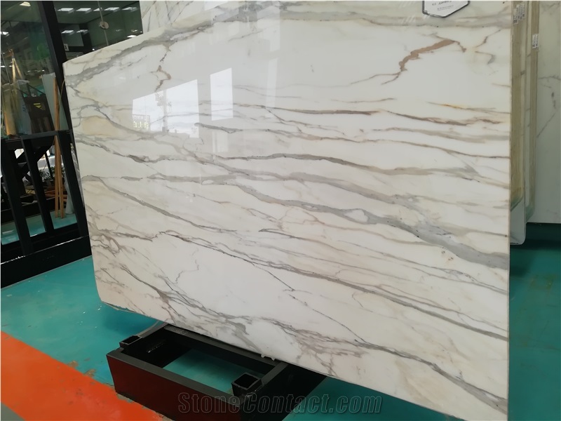 Calacatta Oro White Gold Polished Book Matching Slabs