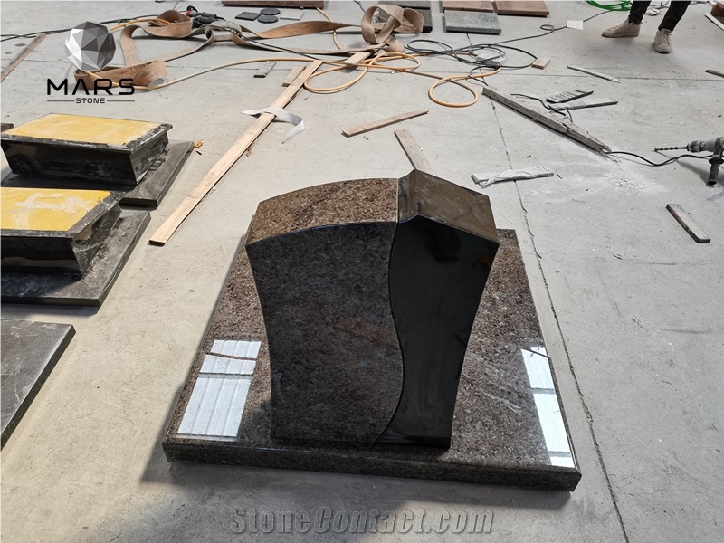 Natural Granite Germany Tombstone With Different Shapes