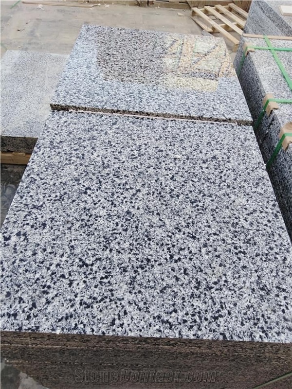 New Hallayb Granite Slabs