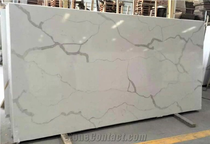 Large Calacatta Engineered Stone Background Quartz Slab