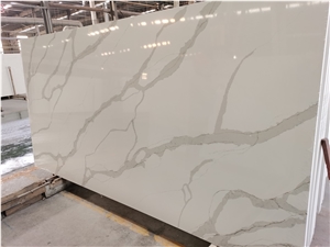 Calacatta White Artificial Quartz Slabs Engineer Solid Stone