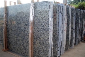 Amarelo Icarai Granite Slabs, Brazil Yellow Granite