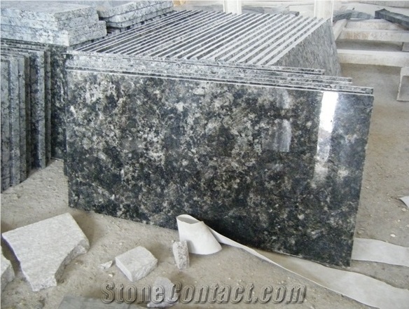 China Butterfly Green Granite Tiles & Slabs