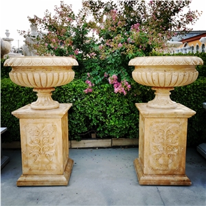 Outdoor planter 012