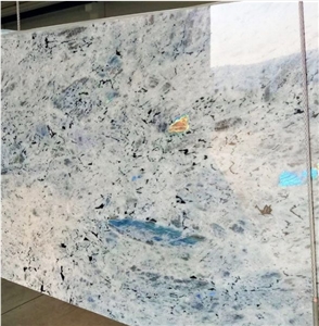 Labradorite Bianca de Madagascar Granite Slabs