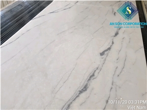 Carrara Marble Light For Bathroom&Kitchen White Countertop