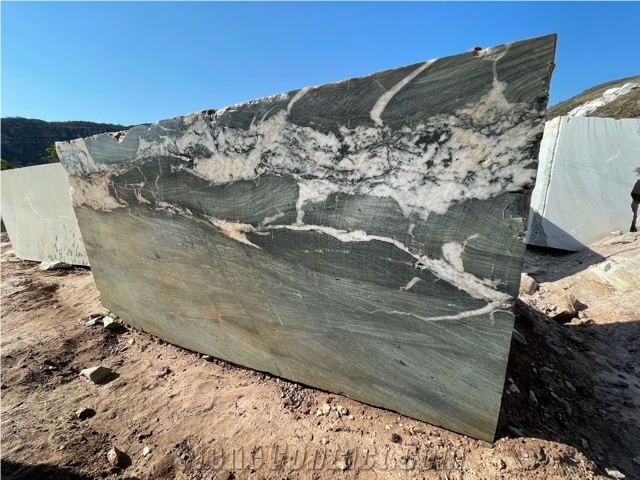 Cristallo Sea Pearl Quartzite Blocks