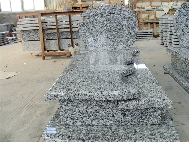 Black New G654 Granite Headstone Monument China Factory