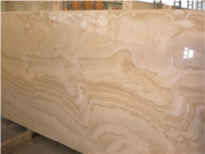 Alabastrino Travertine Wavy Vein Dark Vein Cut Slabs