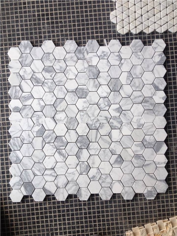 1" Hexagon Arabescato Floor Mosaic Marble Backsplash Design