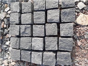 Kandla Grey Sandstone Hand Cut Cobblestone