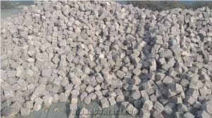 Bergama Grey Granite Split-Cut Grey Cube Stone, Cobble Stone