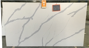 QUARTZ CALACATTA VENTURA