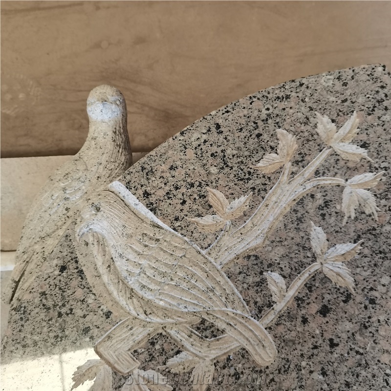 China Sapphire Granite Headstone With Bird Carving