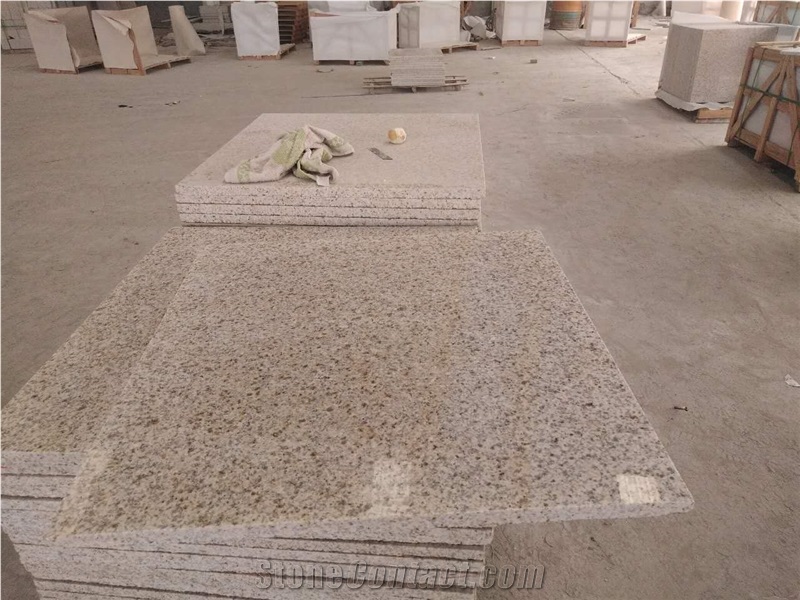 China Rusty G682 Granite Yellow Granite Tile Flooring Pavers