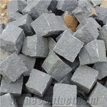 Natural Granite Cobbles