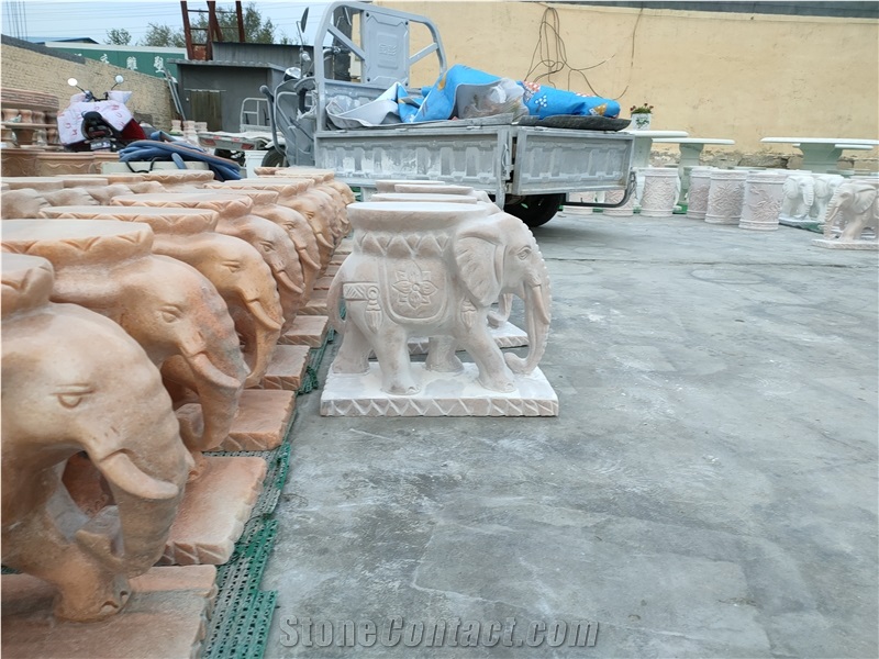 Red Marble Animal Carved Garden Chair Table Set