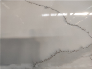 Imported Beautiful Man Made Calacatta Quartz Luxury Slabs