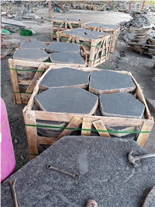 Flagstone Driveway Black Basalt Milestone