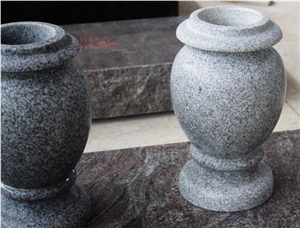 Light Gray G633 Honed Sanded Round Cemetery Vase