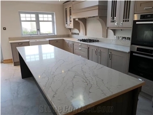 Calacatta Gold Quartz Kitchen Countertops