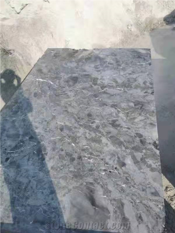 Natural Dark Gray Emperador Marble Quarry