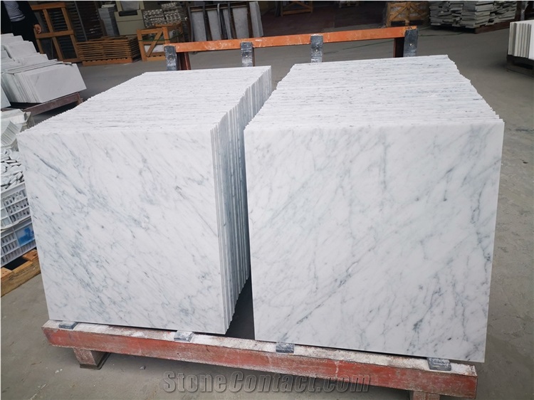 Modern Marble Flooring Design Carrara Polished  Floor Tile