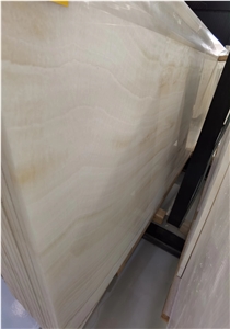 Light Vein White Onyx Vein Cut