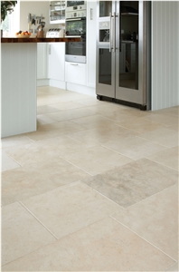 Light Travertine Tumbled Pattern