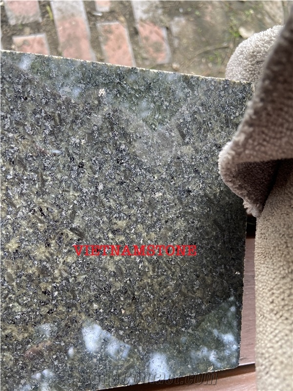 Green Galaxy Granite Stone Tiles