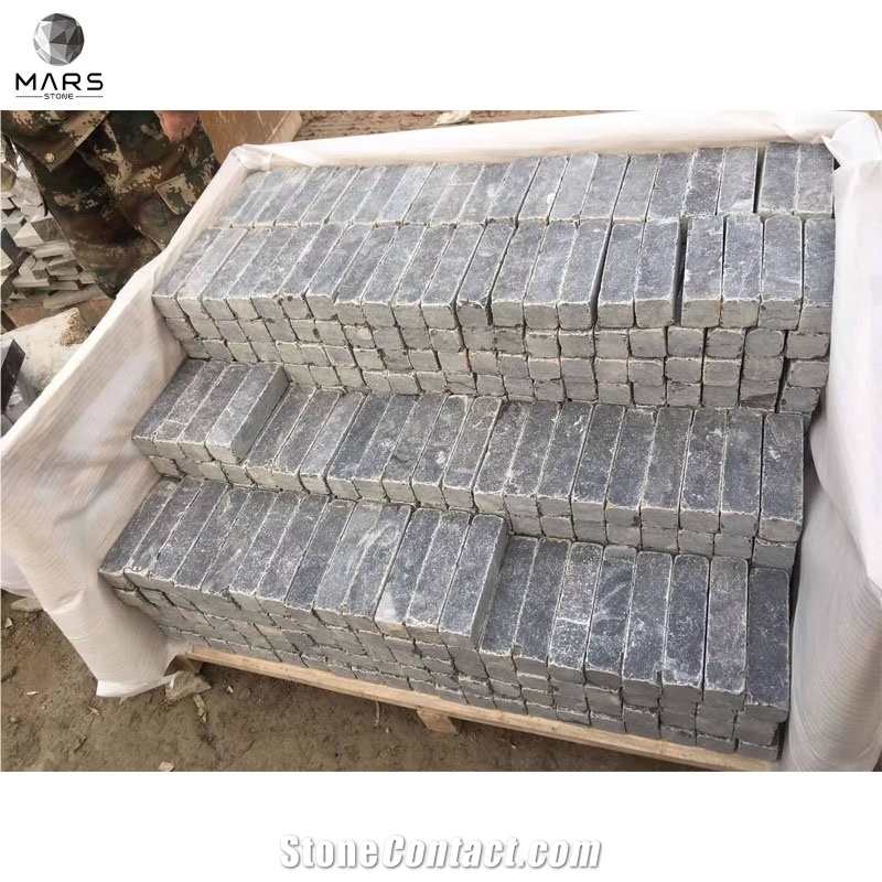 China Antique Honed Natural Limestone Flooring Tiles