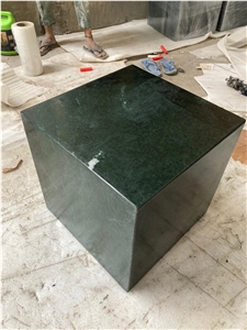 GREEN MARBLE SEAT