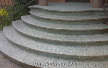 G646 Pink Granite Stair
