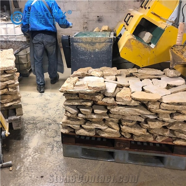 Thin Veneer Stone Saw Is Loading And Shipping To Canada
