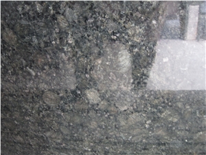 China Butterfly Green Granite Polished Half Slabs