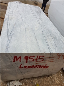 Leonardo White Marble Blocks