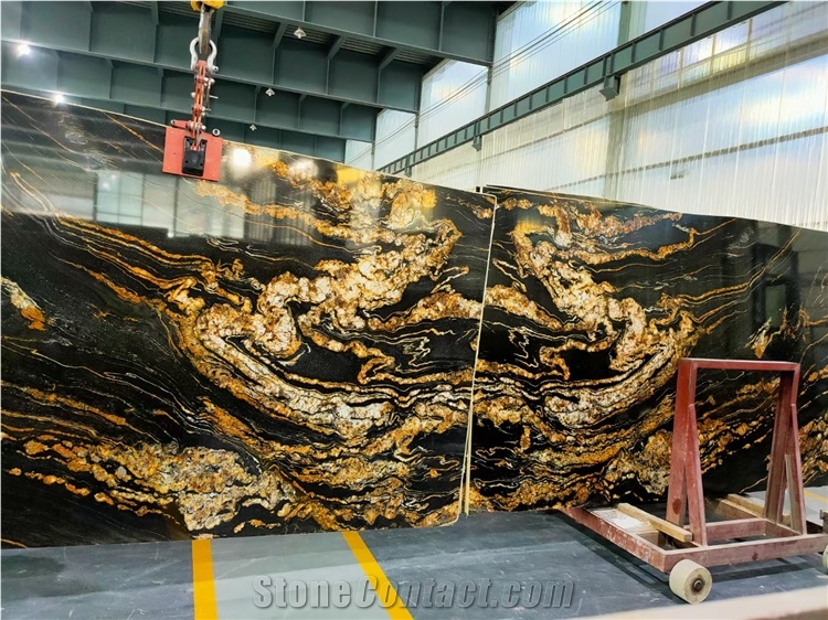 Large Size Book Matched Vein Cosmic Black Granite