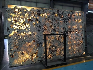 Luxy Stone Splendor White Transparent Wall Design