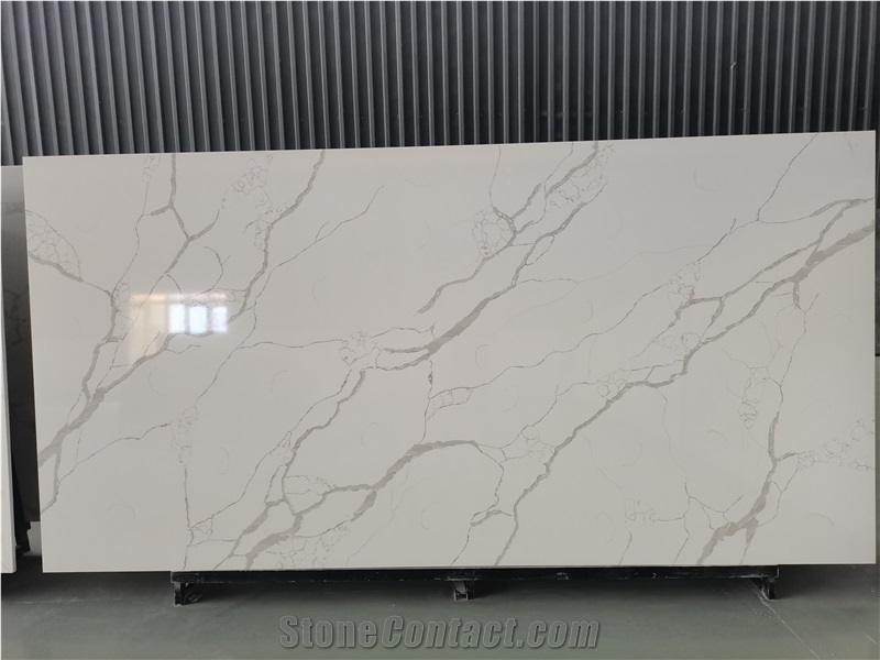 Calacatta Venato Artificial Quartz Stone Countertop