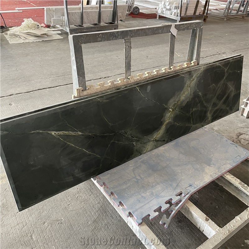Customized Size Green Marble Table Top For Home Villa Design