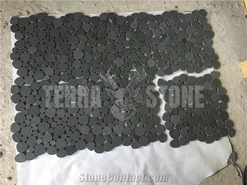 Black Basalt Stone Mosaic Tile Pebble Pattern Wall Tile