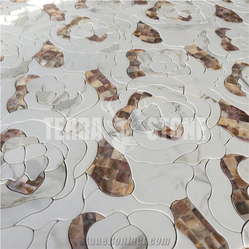 Hot Selling Calacatta White Waterjet Pattern Marble Mosaic